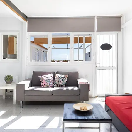Home2Book Paradise Caletillas, Terrace & Pool 公寓 坎德拉里亚