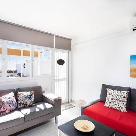 Home2Book Paradise Caletillas, Terrace & Pool 公寓